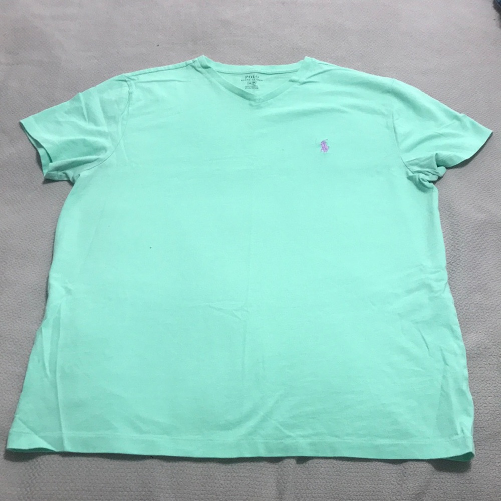 Polo Mint green v neck